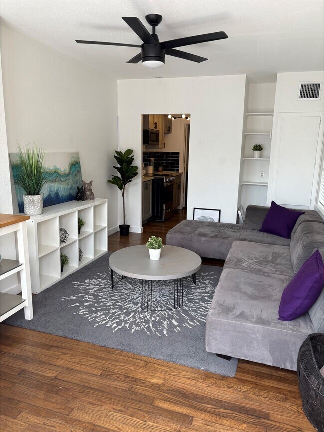 Foto del edificio - 415 Fairview St