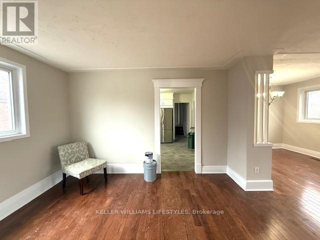 Building Photo - 459 Hale St