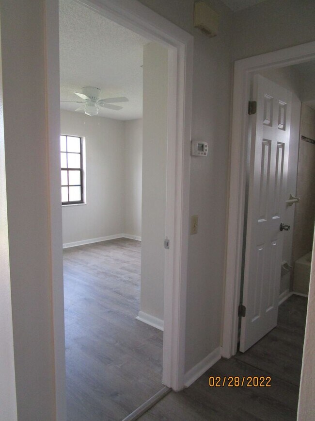 Foto del edificio - PELICAN COVE EAST 2BR 2BA DUPLEX WITH SING...