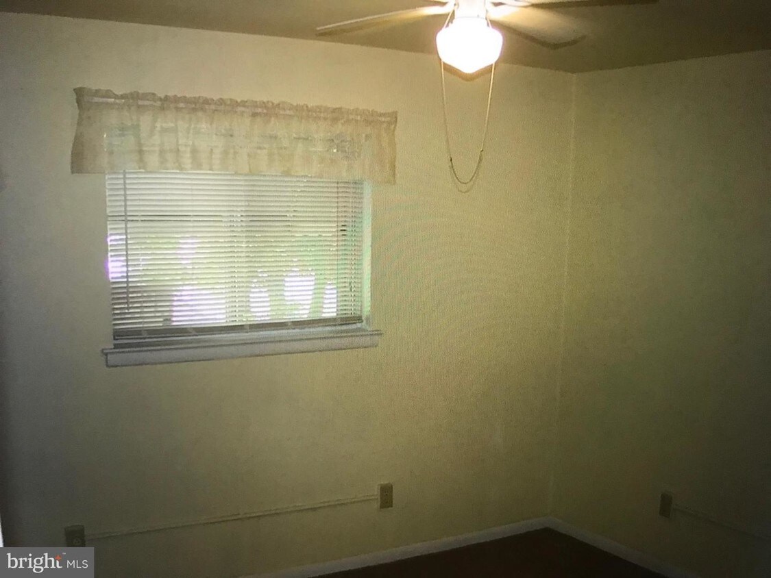Foto principal - 1635 Solly Ave