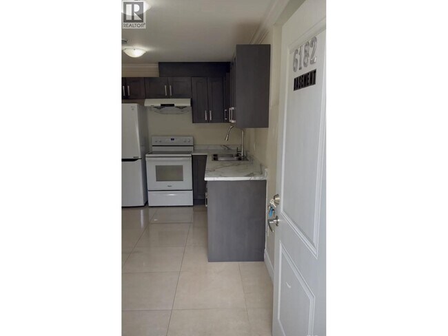 Photo du bâtiment - 6182 Commercial St
