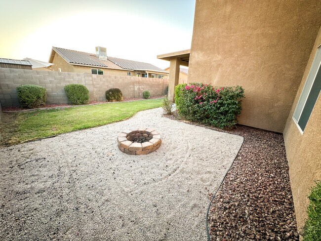 Building Photo - 4282 S Desert Willow Wy