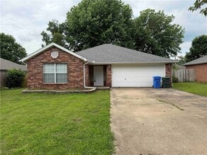 Building Photo - 1227 S Camellia Ln