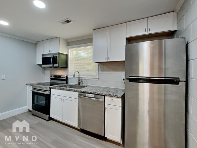 Foto del edificio - 9800 Fanny Brown Rd