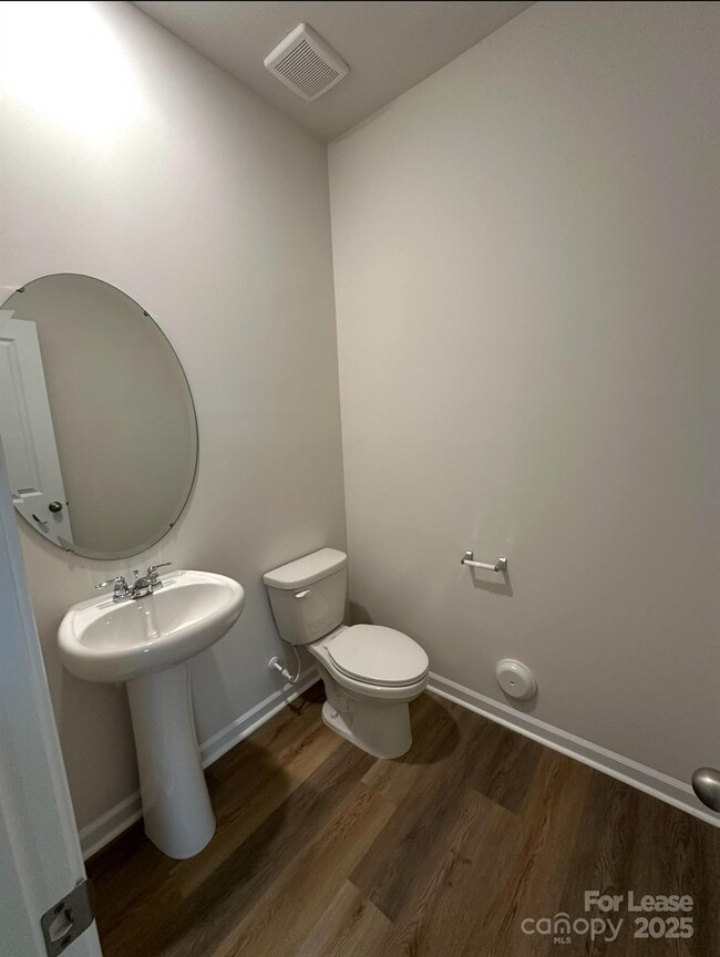 Foto del edificio - 118 Way Cross Ln