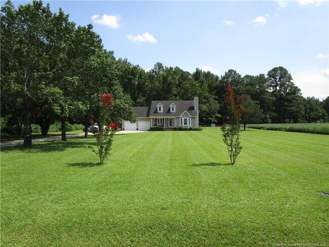 Building Photo - 7256 Goldsboro Rd