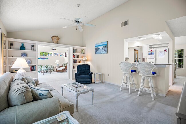 Main Living Room - 1370 Coral Park Ln