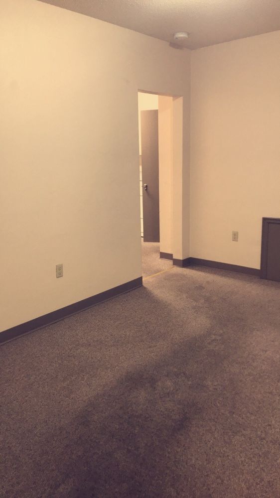 Foto del edificio - 414 Dousman St.  2