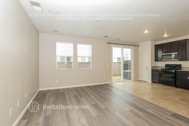 Foto del edificio - 8925 Robbins Rd