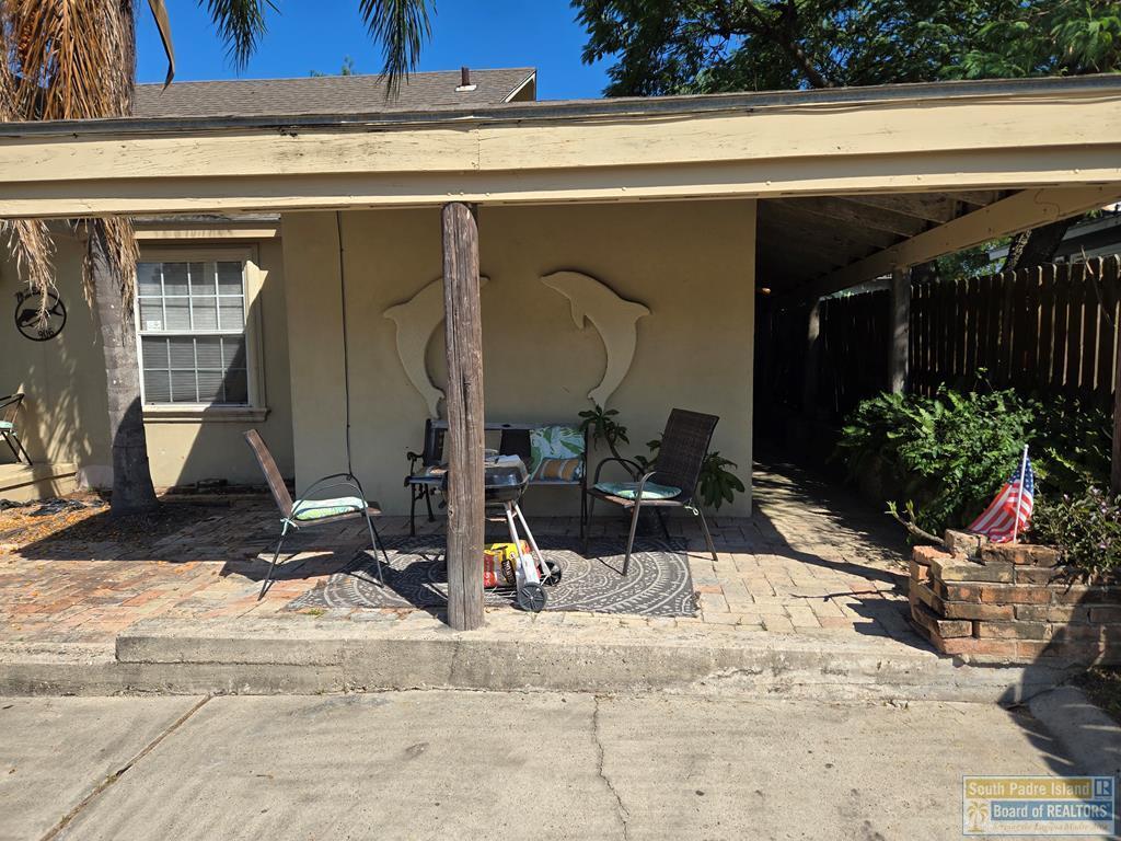 Foto principal - 906 W Polk St