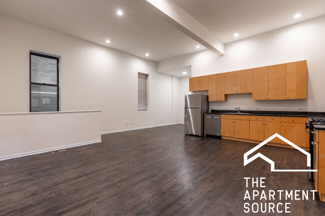 Foto del edificio - 1260 N Greenview Ave