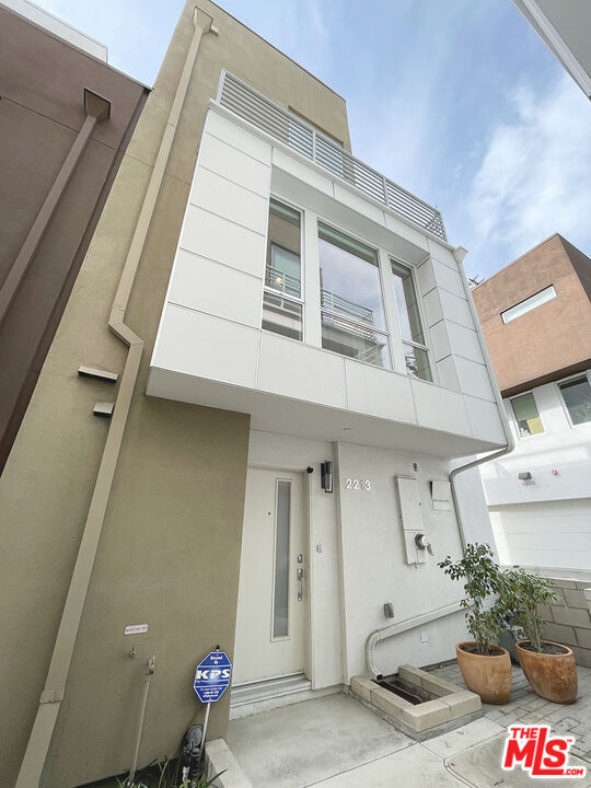 Foto del edificio - 2213 Selig Dr