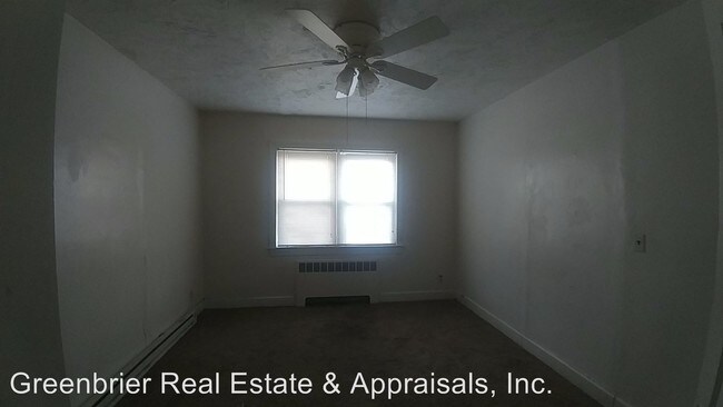 Building Photo - 1818 St Denis Ave