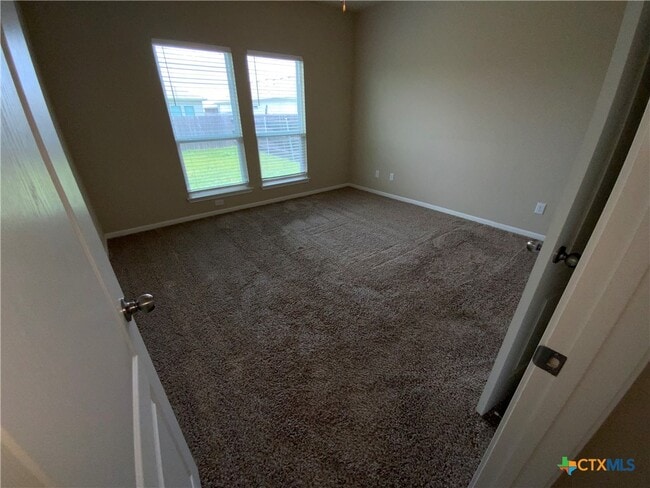 Building Photo - 1228 Grand Oak Trl