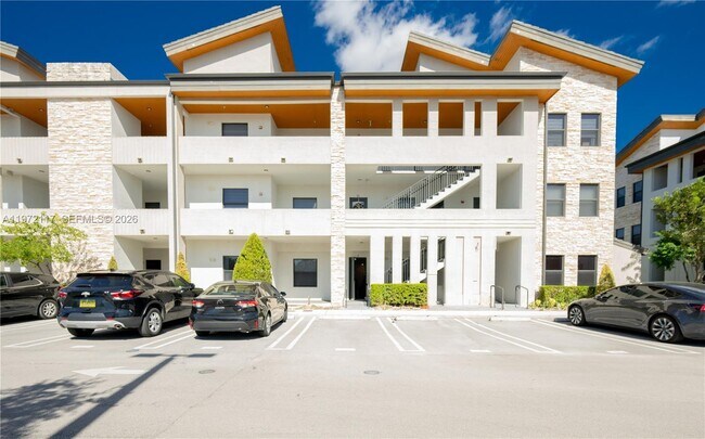Foto del edificio - 8031 NW 104th Ave