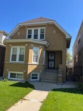 Building Photo - 3049 N Kenneth Ave