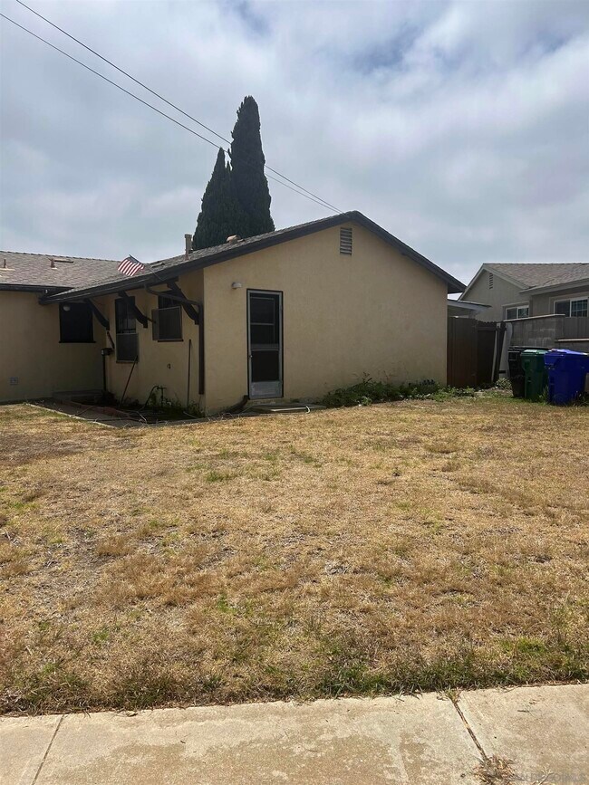 Building Photo - 2862 Mimika Pl