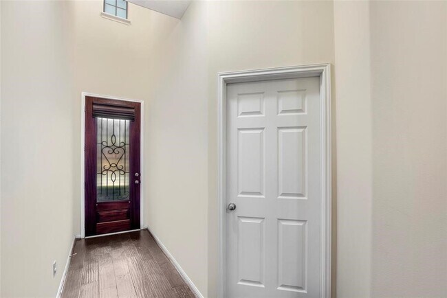 Foto del edificio - 17906 Arapaho Hill Ln