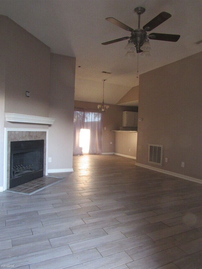 Building Photo - 3 br, 2 bath House - 120 Oakline Drive