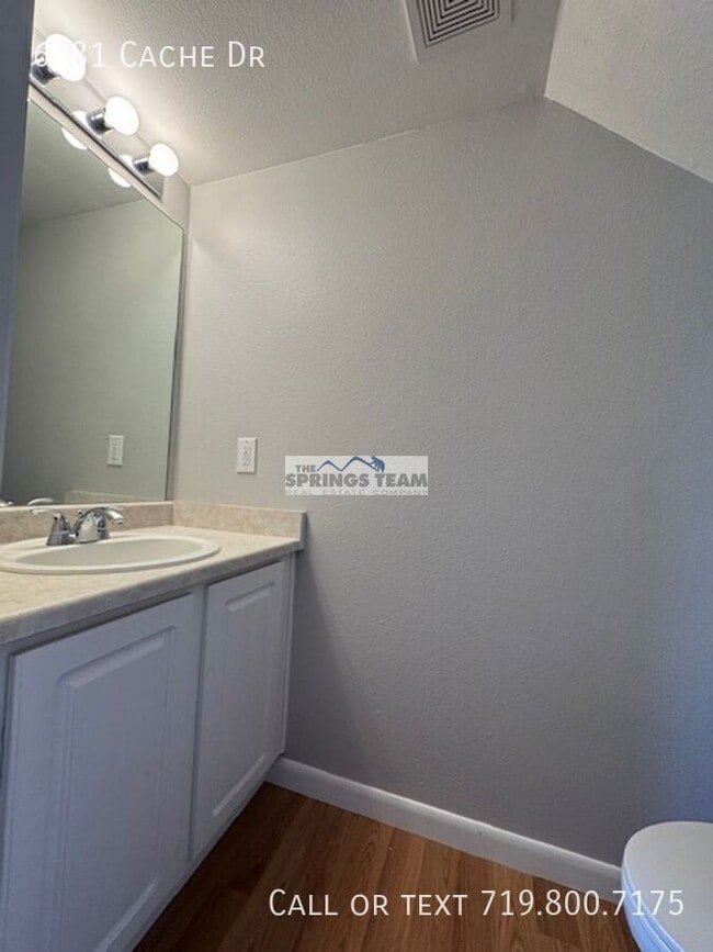 Building Photo - 6381 Cache Dr