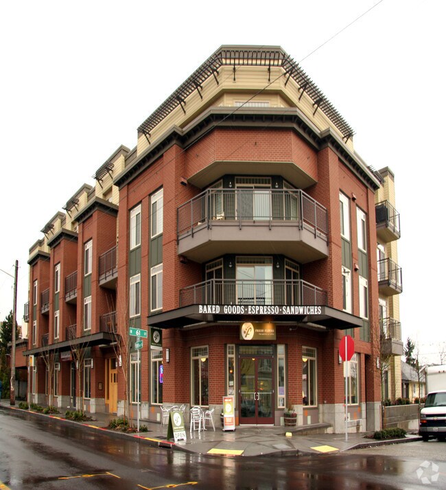 Foto del edificio - Woodland Park Inn