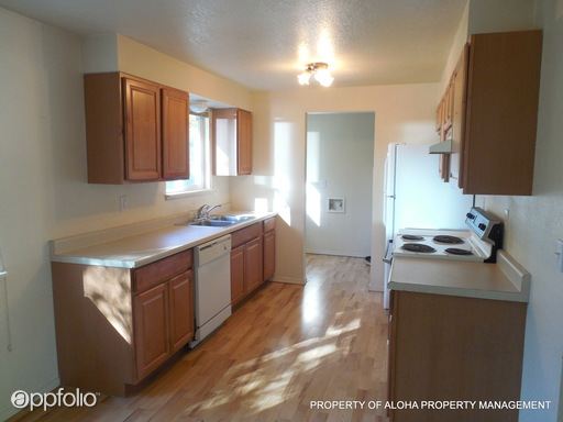 Building Photo - 12 Villa Dr
