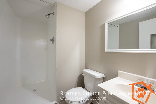 Building Photo - Cat Friendly Basement Suite With Assigned ...