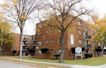 Building Photo - 262-262 Randolph Pl