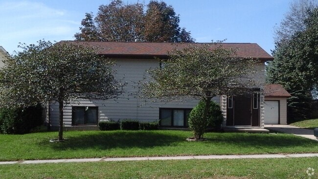 Building Photo - 5407 Norse Dr
