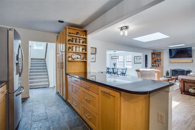 Building Photo - 1028 Tipperary Dr