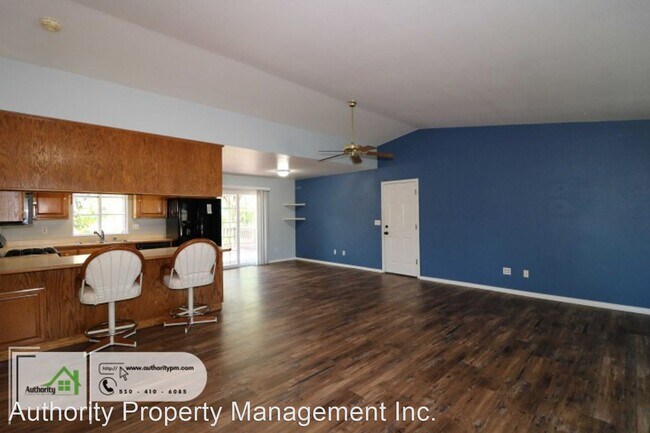 Building Photo - 3 br, 2 bath House - 22522 Riverview Drive