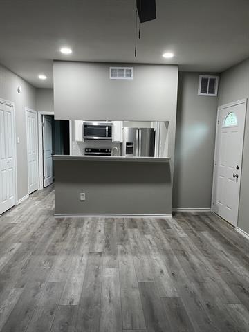 Foto del edificio - 220 Samuel Blvd