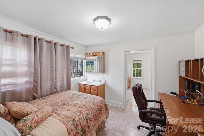 Foto del edificio - 3120 Baucom Rd