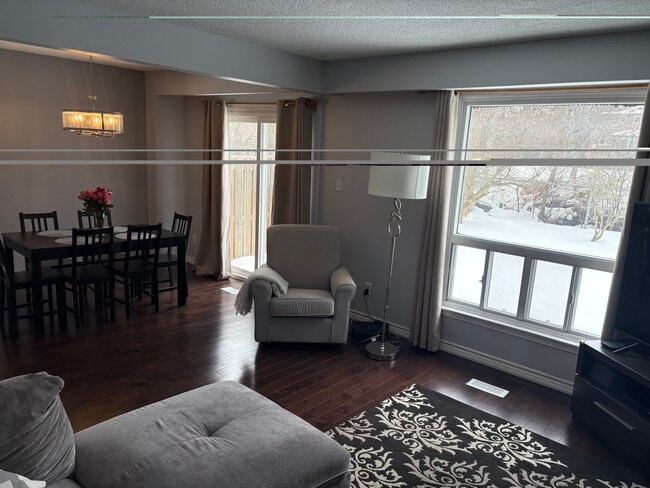 Building Photo - 30 Thatcher Crt