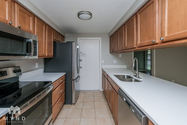 Building Photo - 16023 Eagle River Way