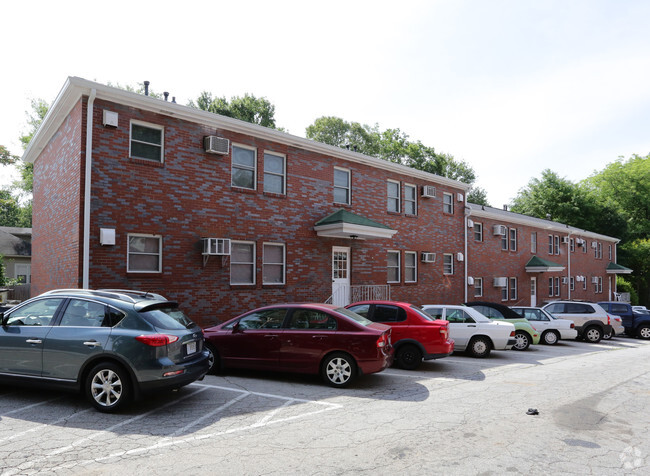 Building Photo - St. Charles Apartments