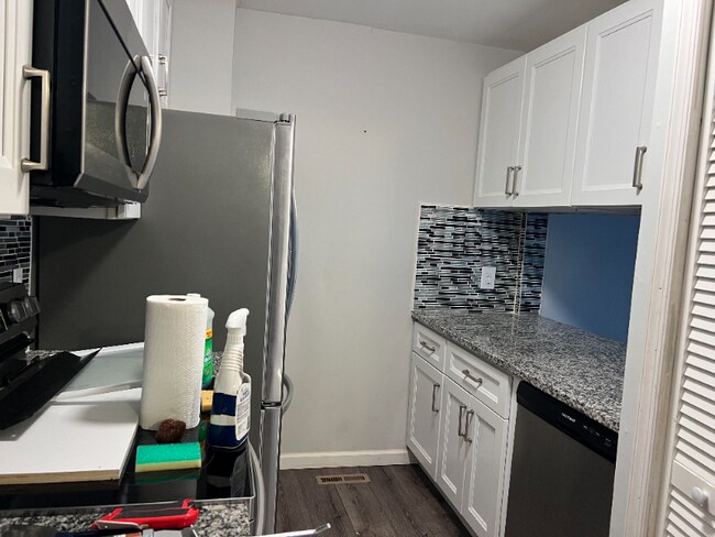 Foto del edificio - 2001 Cervantes Ct