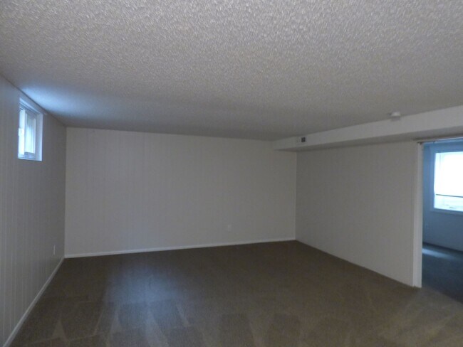 Building Photo - 1438 Stuart St