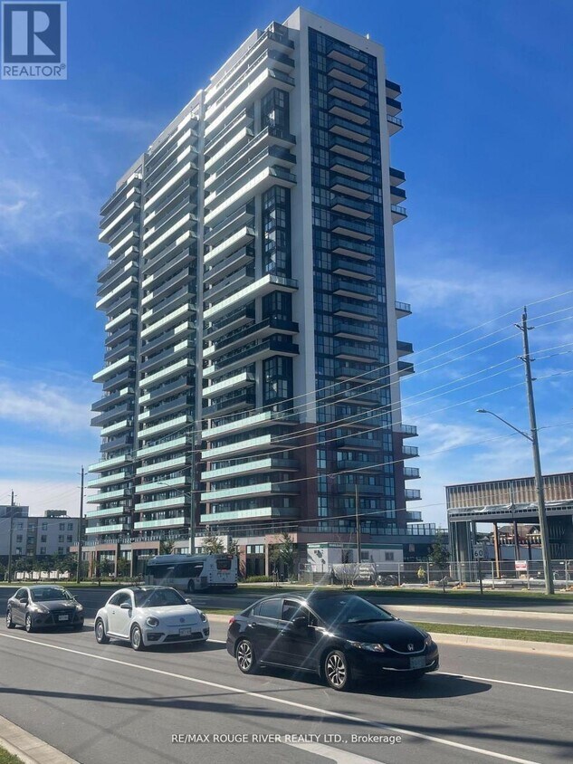 Photo principale - 2550-2550 Simcoe St N