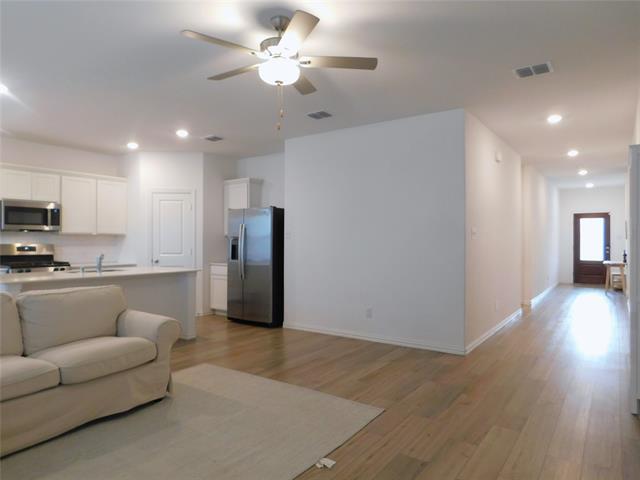 Foto del edificio - 3500 Kingsview Dr
