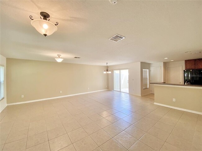 Foto del edificio - 13871 Phoenix Dr