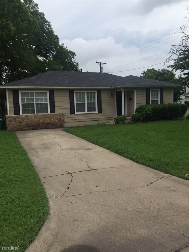 Primary Photo - 3 br, 2 bath House - 600 Westway St