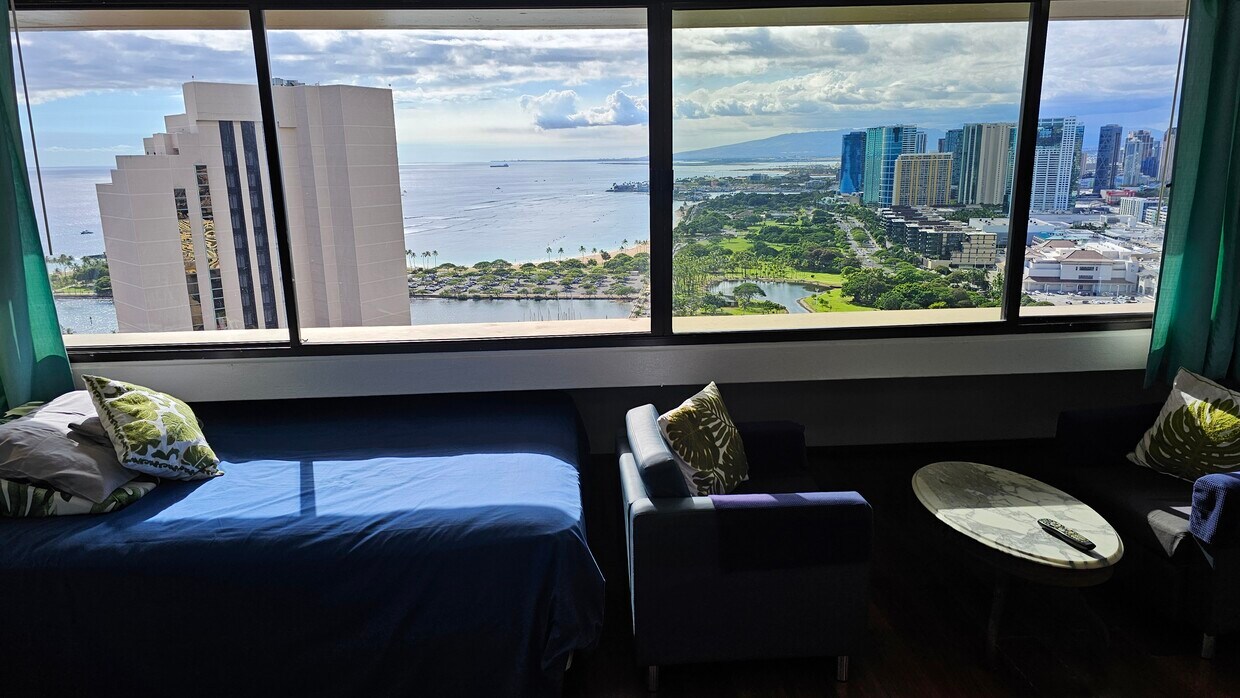 Foto principal - 1700 Ala Moana Blvd