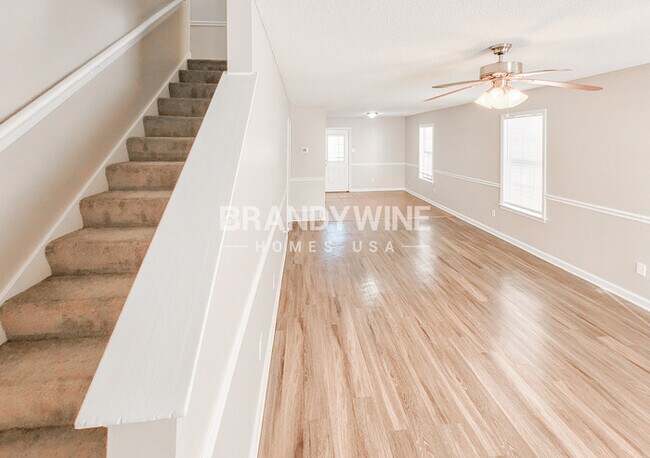 Foto del edificio - 8042 Port Douglas Dr