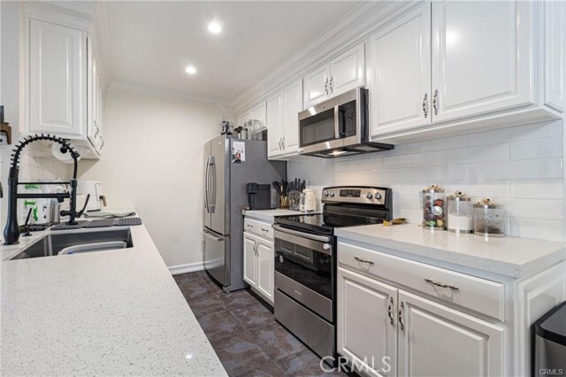 Foto del edificio - 5334 Lindley Ave
