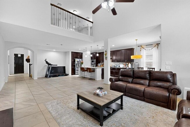 Building Photo - 188 Fort Cobb Way