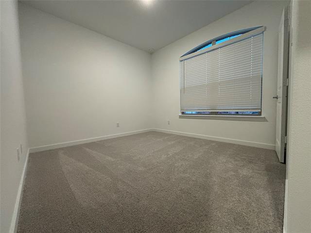 Foto del edificio - 708 Enys Wy