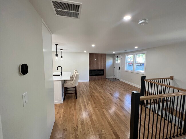 Building Photo - 40 Genetti Cir