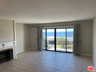 Foto del edificio - 6798 Shearwater Ln