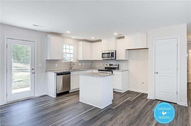 Foto del edificio - 3155 Misty Ridge Dr